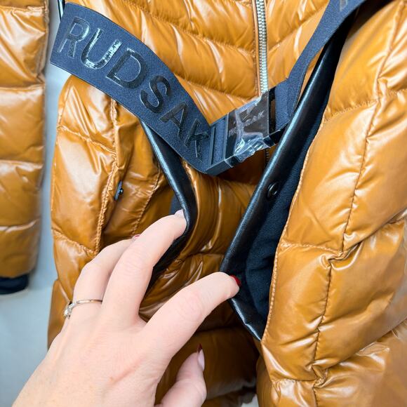 NWT Rudsak Malaya Dark Caramel Regular Length Lightweight Belted Puffer Jacket S - Picture 5 of 16